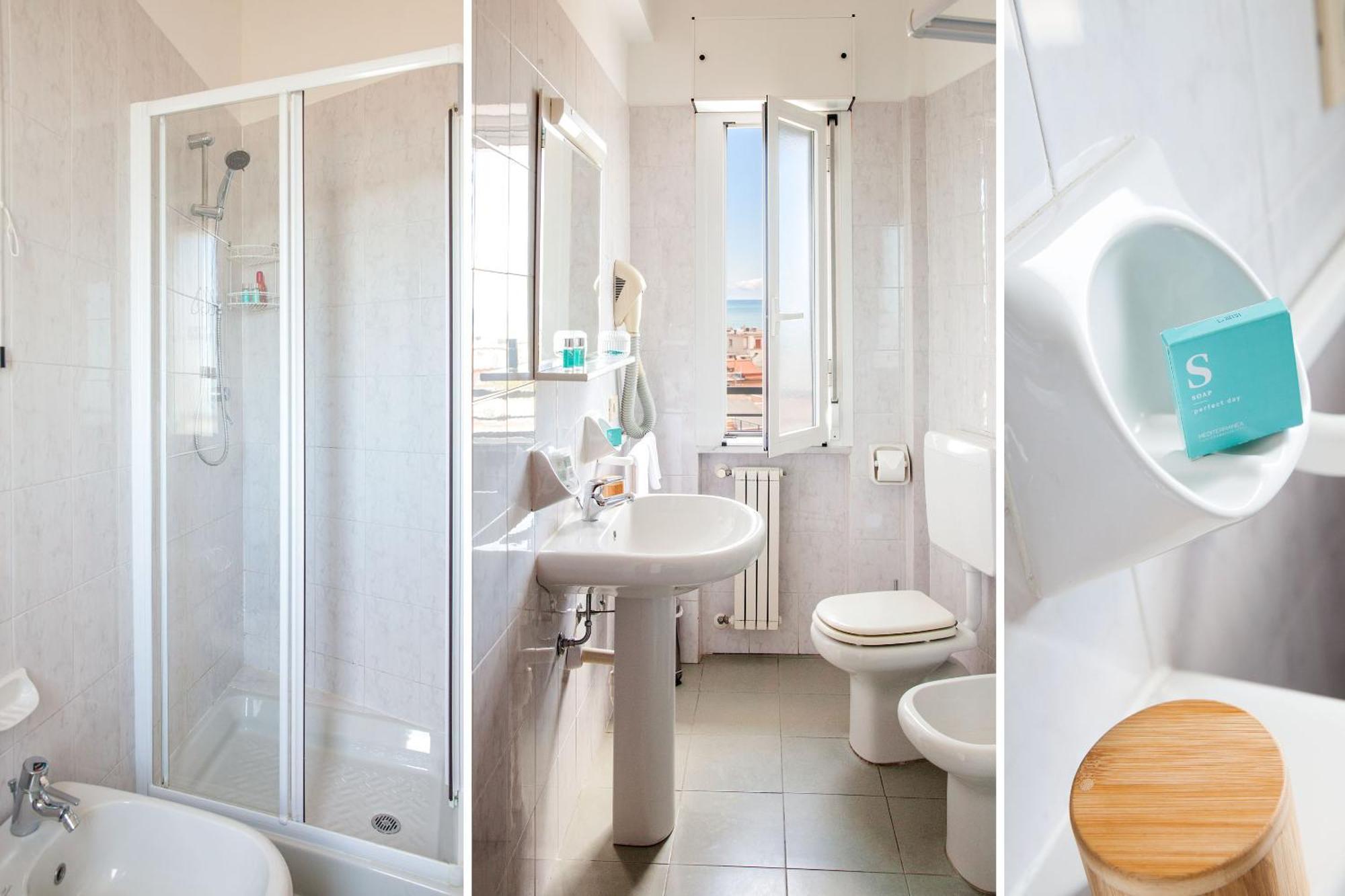 Hotel Tritone ไลเกวญา ภายนอก รูปภาพ